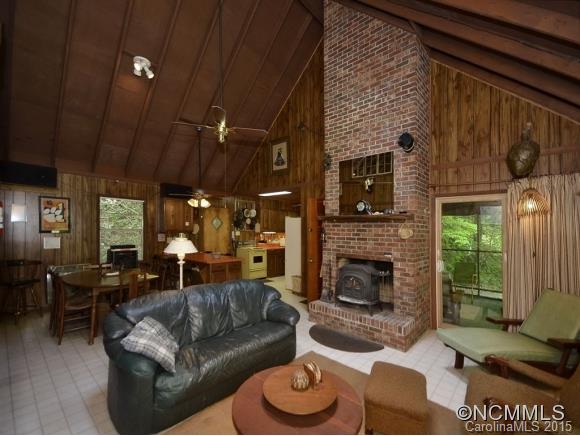 2223 Secluded Valley Road Marshall, NC 28753 - Photo 3 of 24 Gallery Image 3