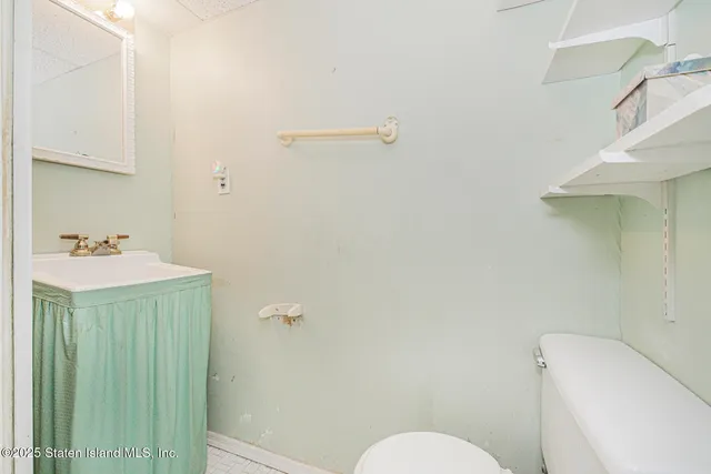 $750,000 | 67 Canton Court | Gerritsen Beach