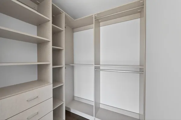 $8,100 | 100 Eton Row, Unit 502, Weehawken, NJ 07086