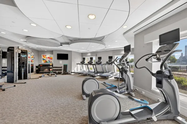 $8,100 | 100 Eton Row, Unit 502, Weehawken, NJ 07086