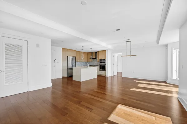 $8,100 | 100 Eton Row, Unit 502, Weehawken, NJ 07086