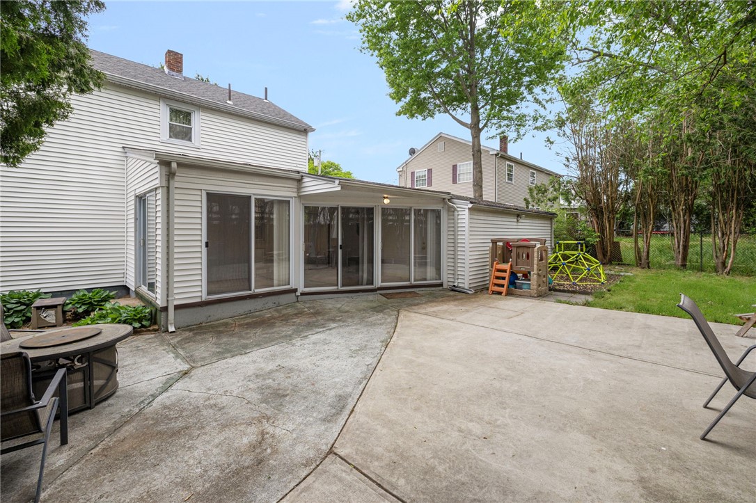 11 Doane Street Cranston, RI 02910 - Photo 37 of 38