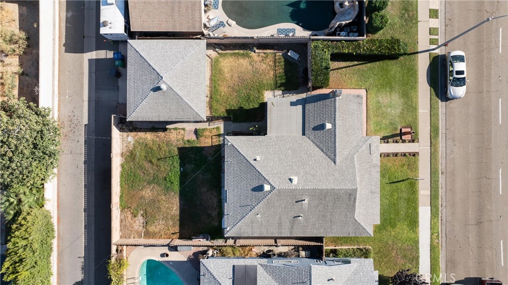 13562 Springdale Street Westminster, CA 92683 - Photo 27 of 34 an aerial view of residential houses with outdoor space