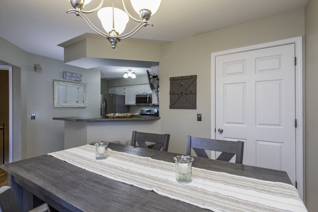 110 Lauralton Street Lake Bluff, IL 60044 - Photo 15 of 40