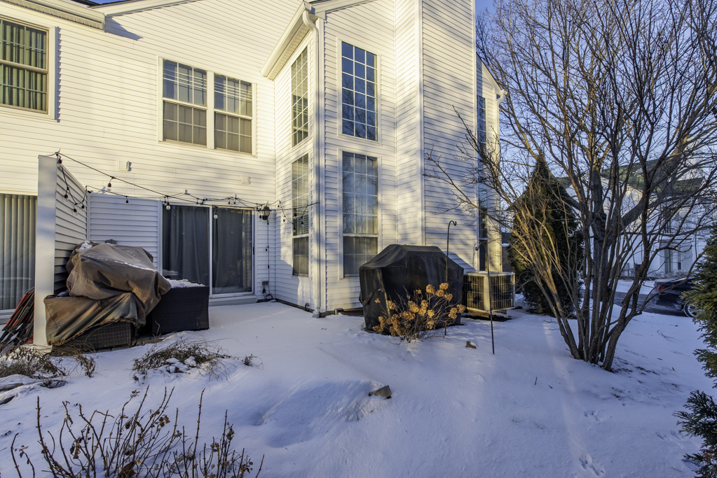 110 Lauralton Street Lake Bluff, IL 60044 - Photo 35 of 40