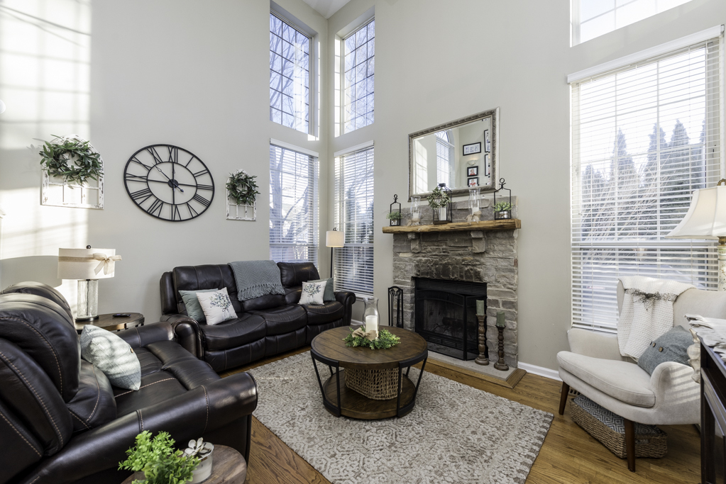 110 Lauralton Street Lake Bluff, IL 60044 - Photo 5 of 40