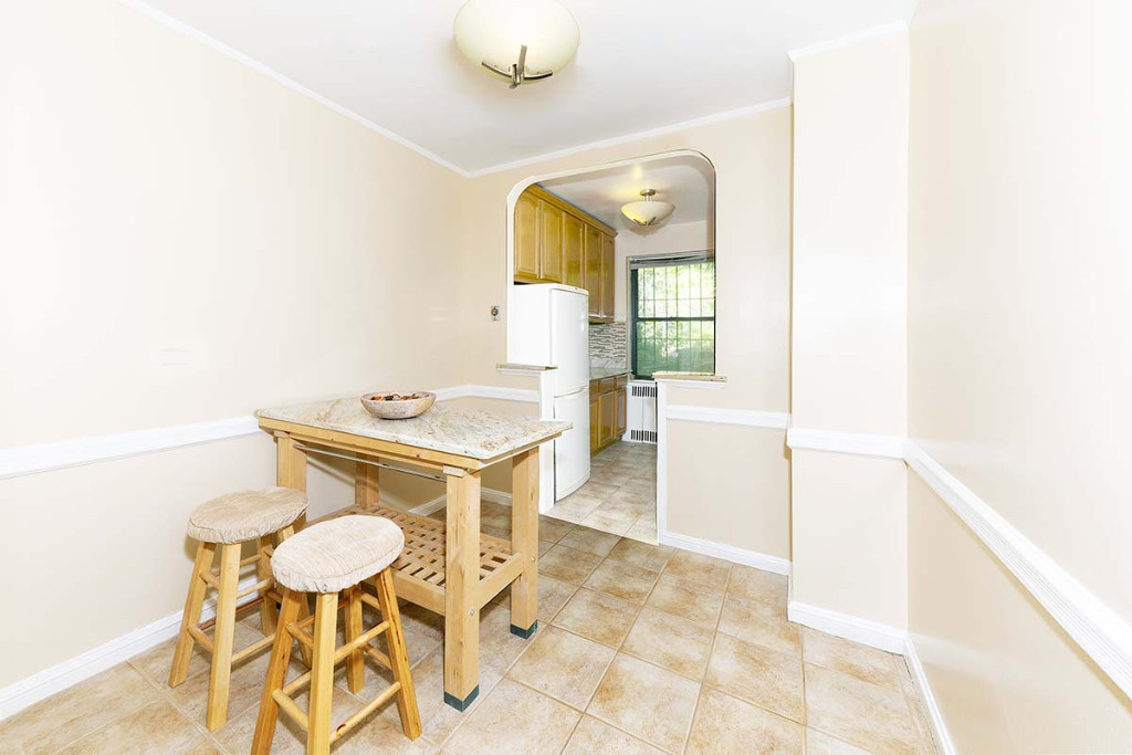 3017 Riverdale Avenue, Unit 2J Bronx, NY 10463 - Photo 4 of 8 Photo 4