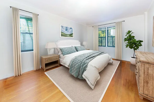 $279,900 | 3017 Riverdale Avenue, Unit 2J | Spuyten Duyvil