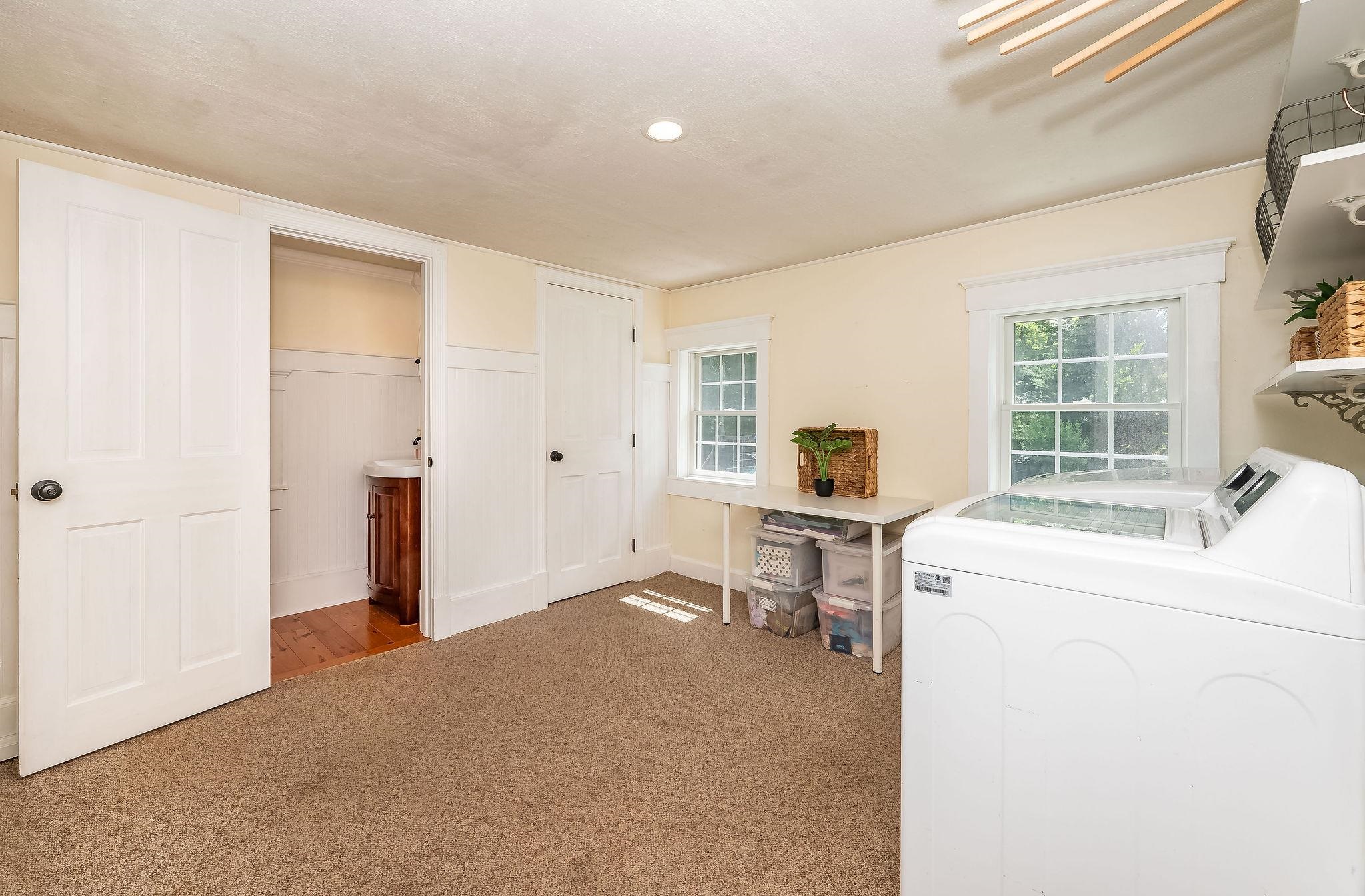 8 Prospect Street Rochester, NH 03867 - Photo 17 of 37