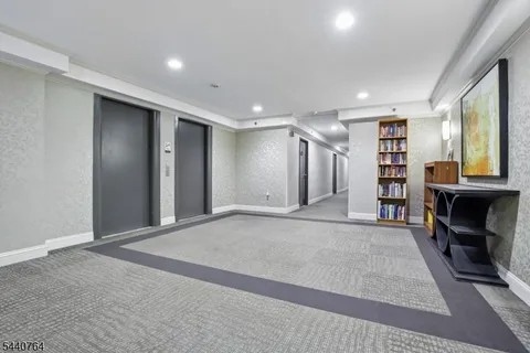 $289,000 | 465 Valley Street, Unit 3C, South Orange, NJ 07079