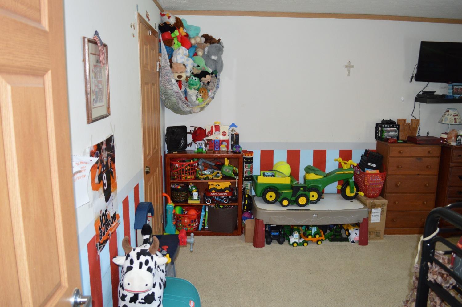 14181 Highway 250 Rising Sun, IN 47040 - Photo 13 of 16 Gallery Image 13