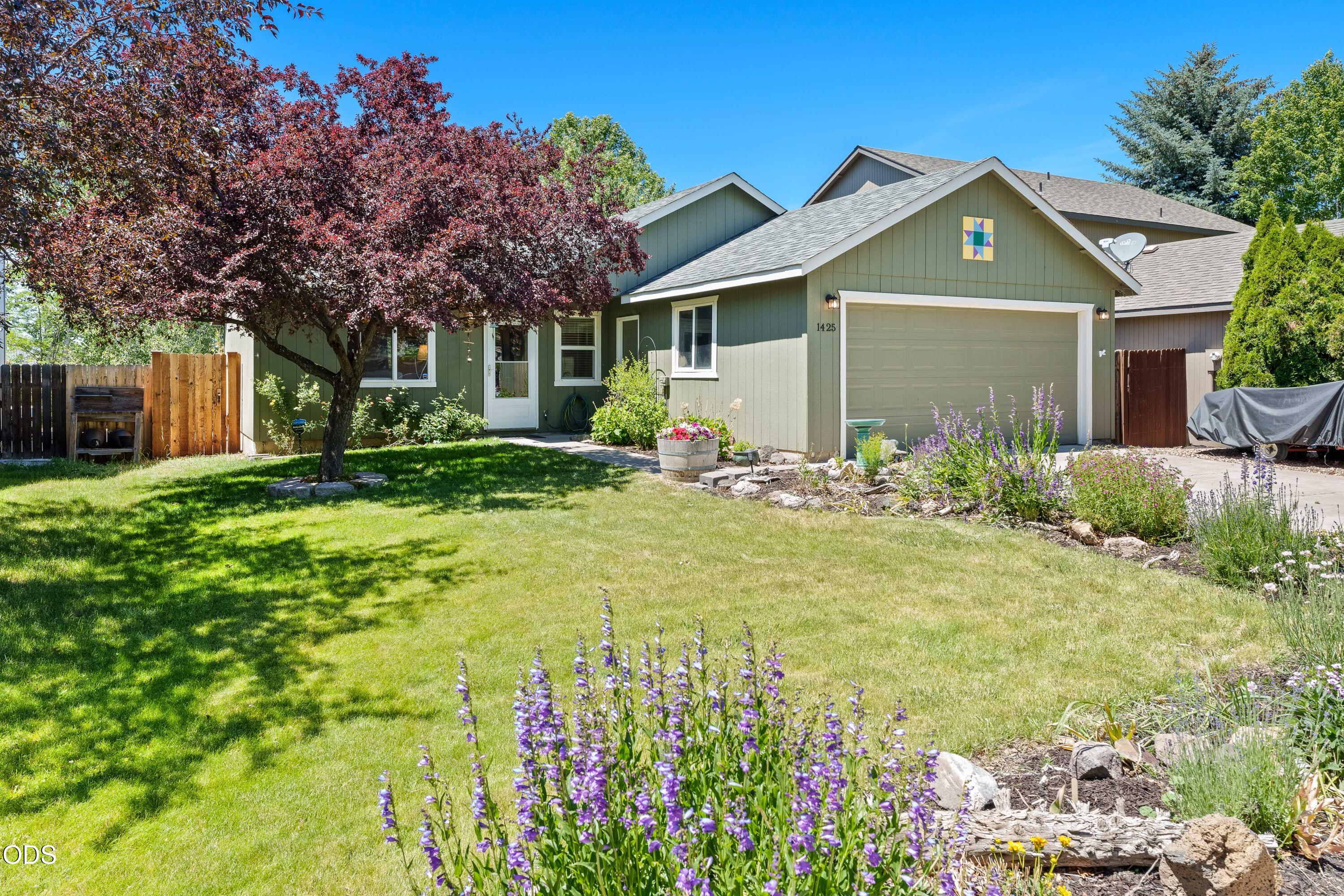 1425 Southwest 31st Street Redmond, OR 97756 - Photo 20 of 29