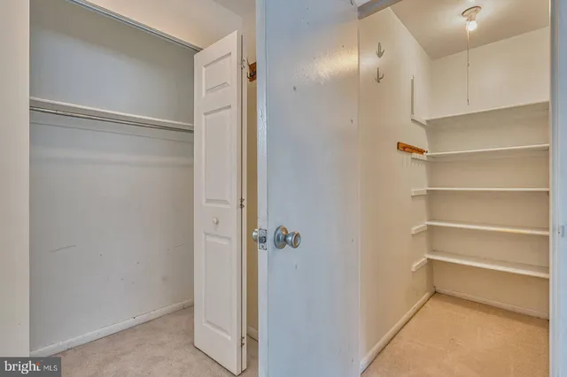 $214,999 | 5340 Holmes Run Parkway, Unit 101, Alexandria, VA 22304