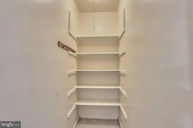 $214,999 | 5340 Holmes Run Parkway, Unit 101, Alexandria, VA 22304