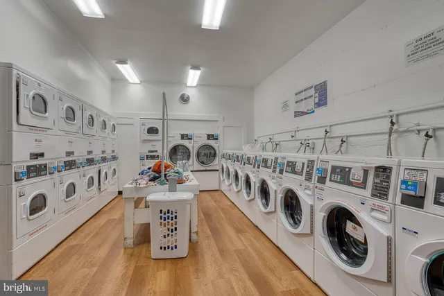 $214,999 | 5340 Holmes Run Parkway, Unit 101, Alexandria, VA 22304