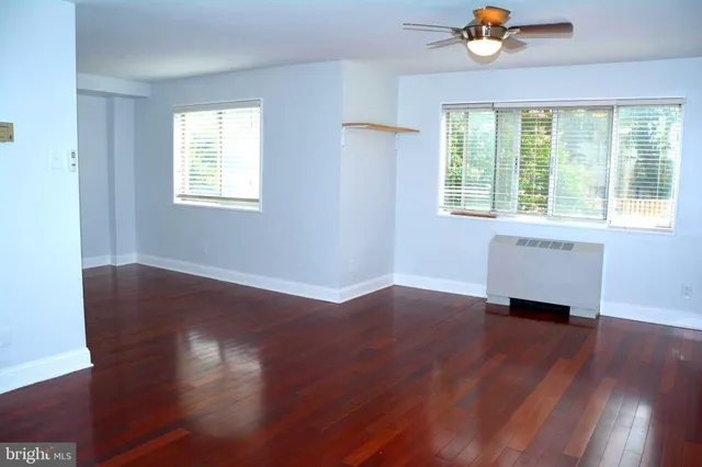 $214,999 | 5340 Holmes Run Parkway, Unit 101, Alexandria, VA 22304