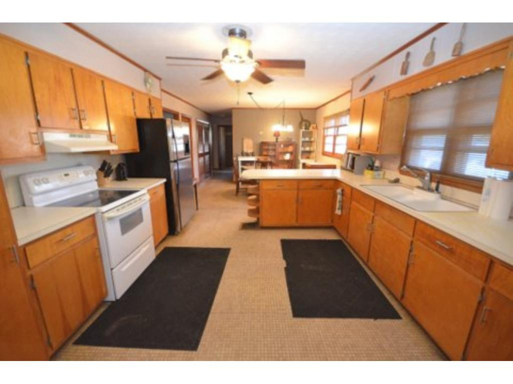 827 9th Street Erwin, TN 37650 - Photo 8 of 36 Photo 8