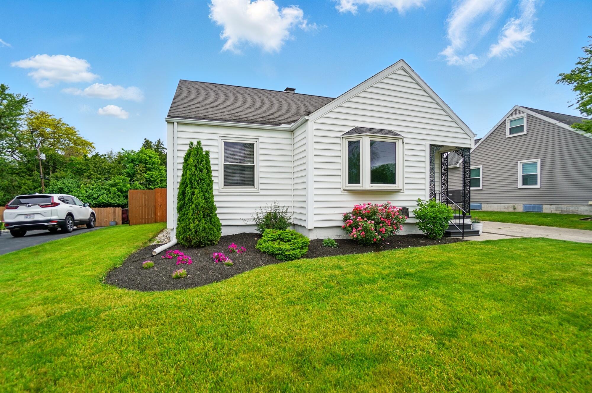 2412 West Spring Street Lima, OH 45805 - Photo 3 of 46 Gallery Image 3