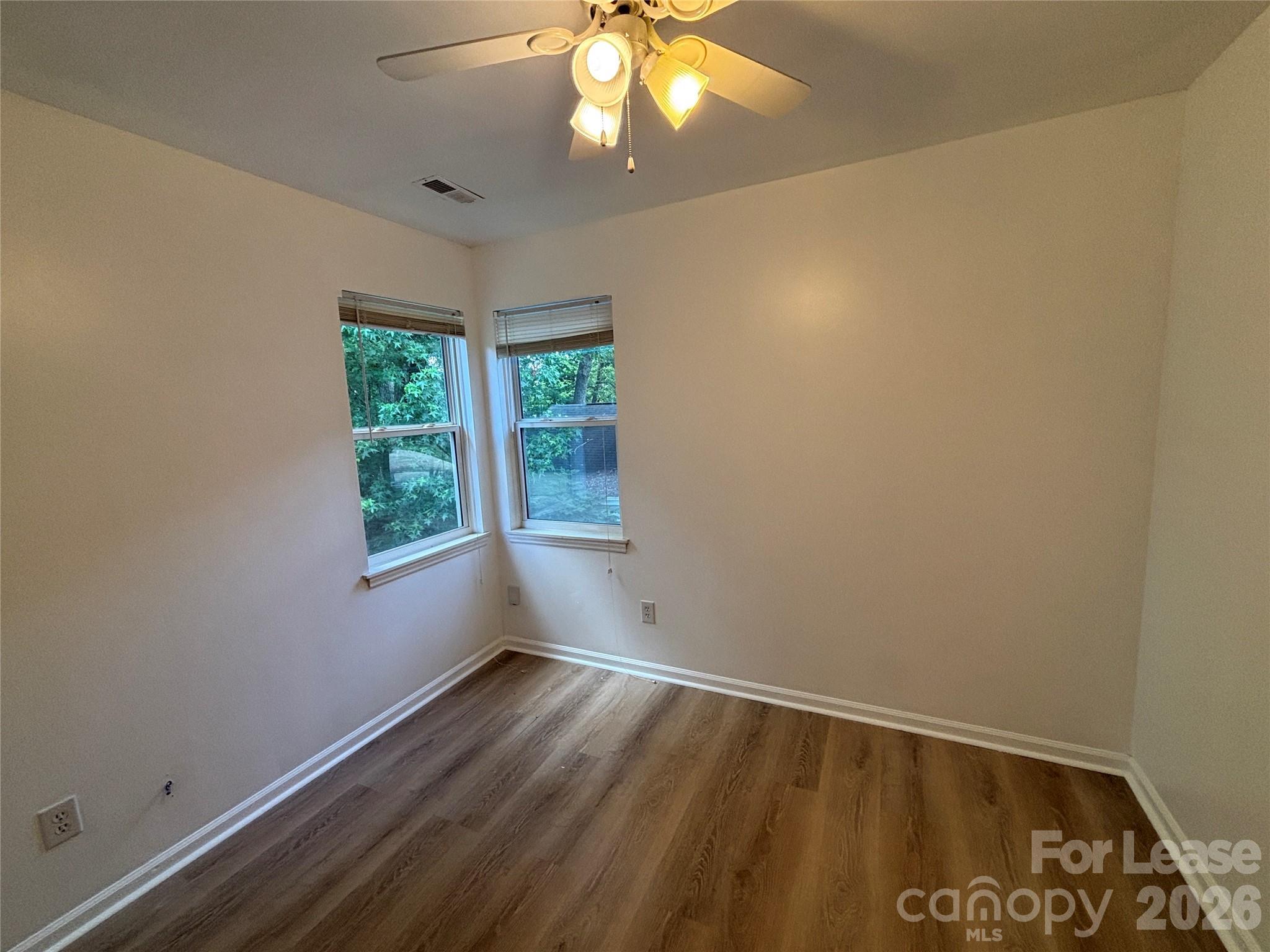 9419 Oren Thompson Road Charlotte, NC 28213 - Photo 15 of 32