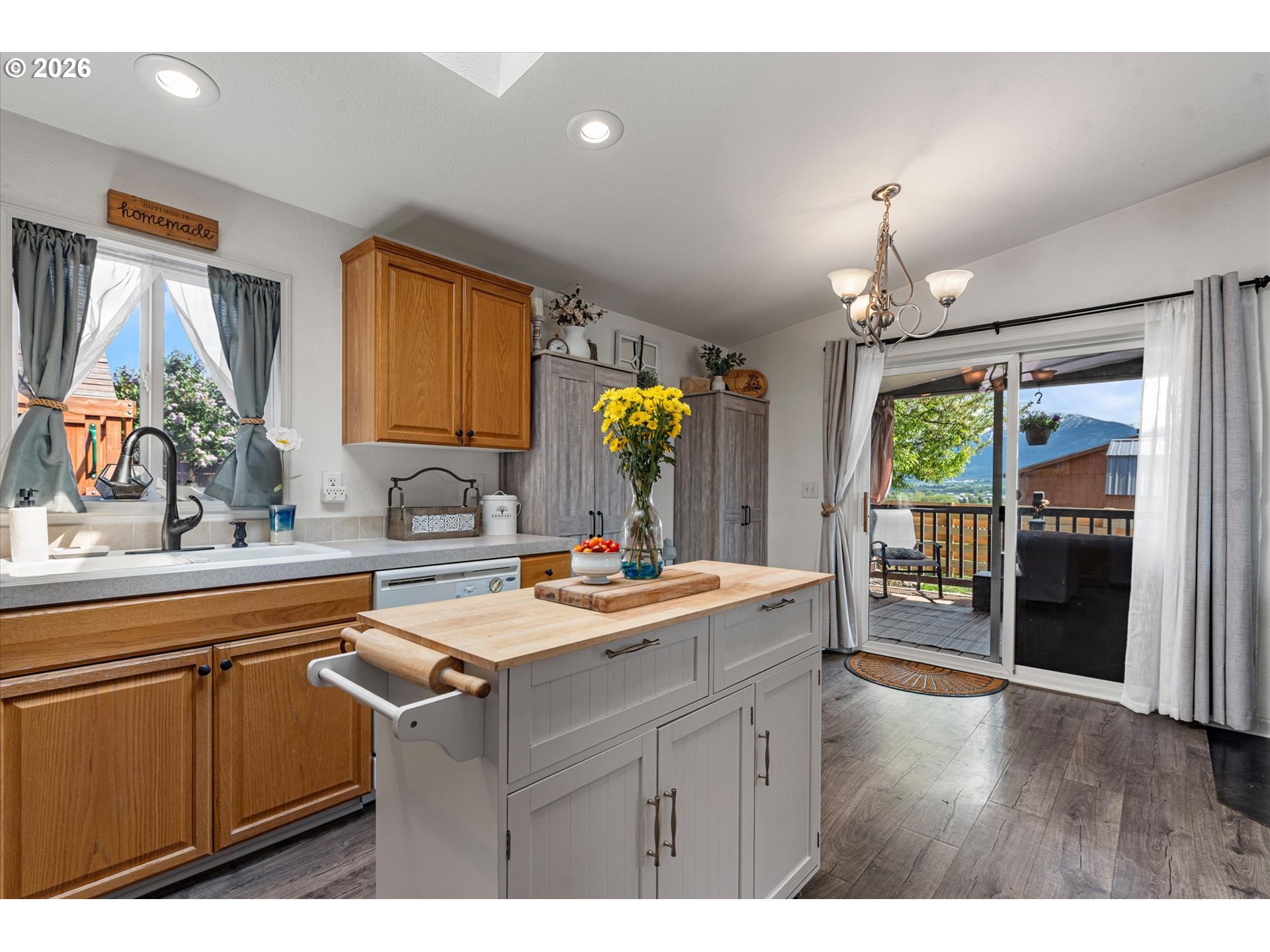 207 Court Street Enterprise, OR 97828 - Photo 18 of 47