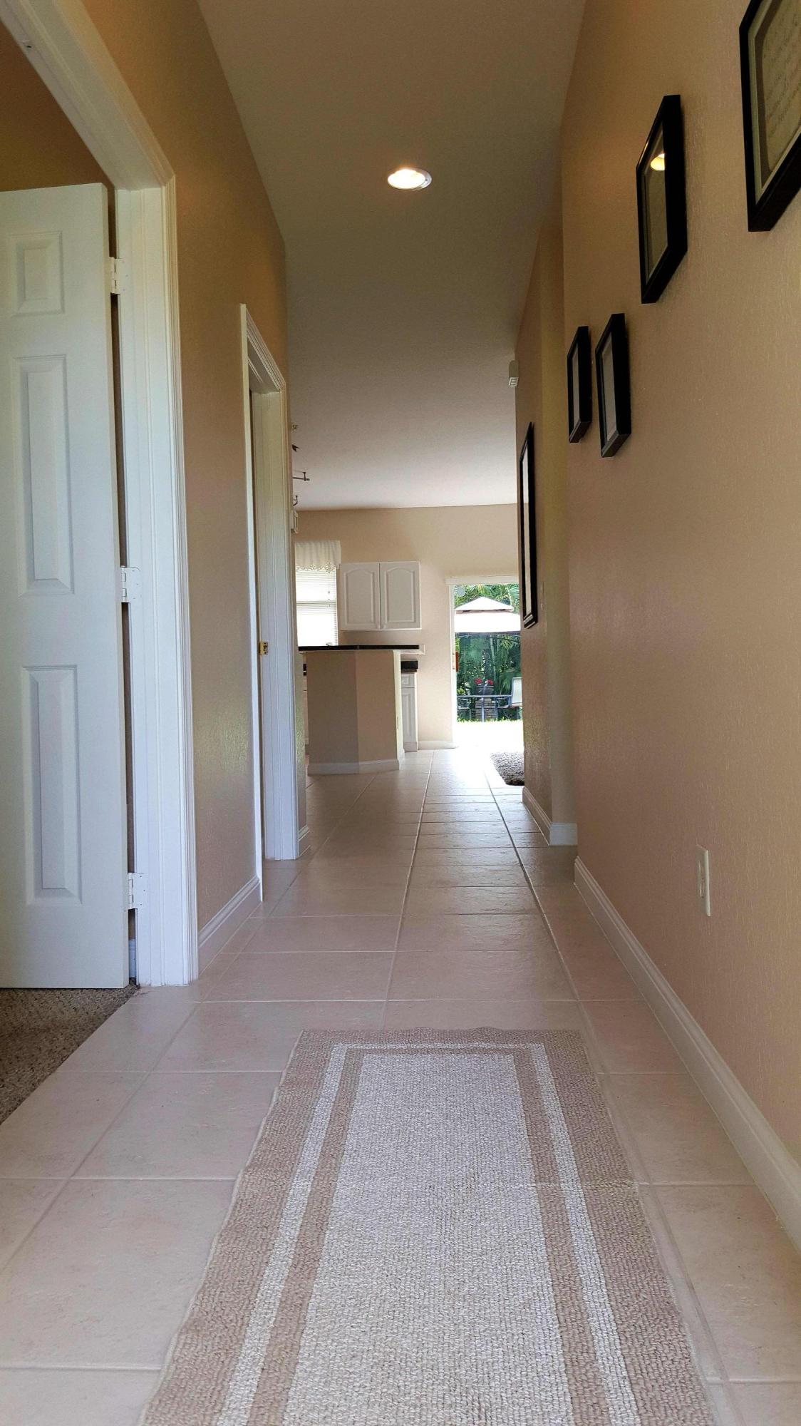 4468 Foss Road Lake Worth, FL 33461 - Photo 5 of 41 20160611_103006