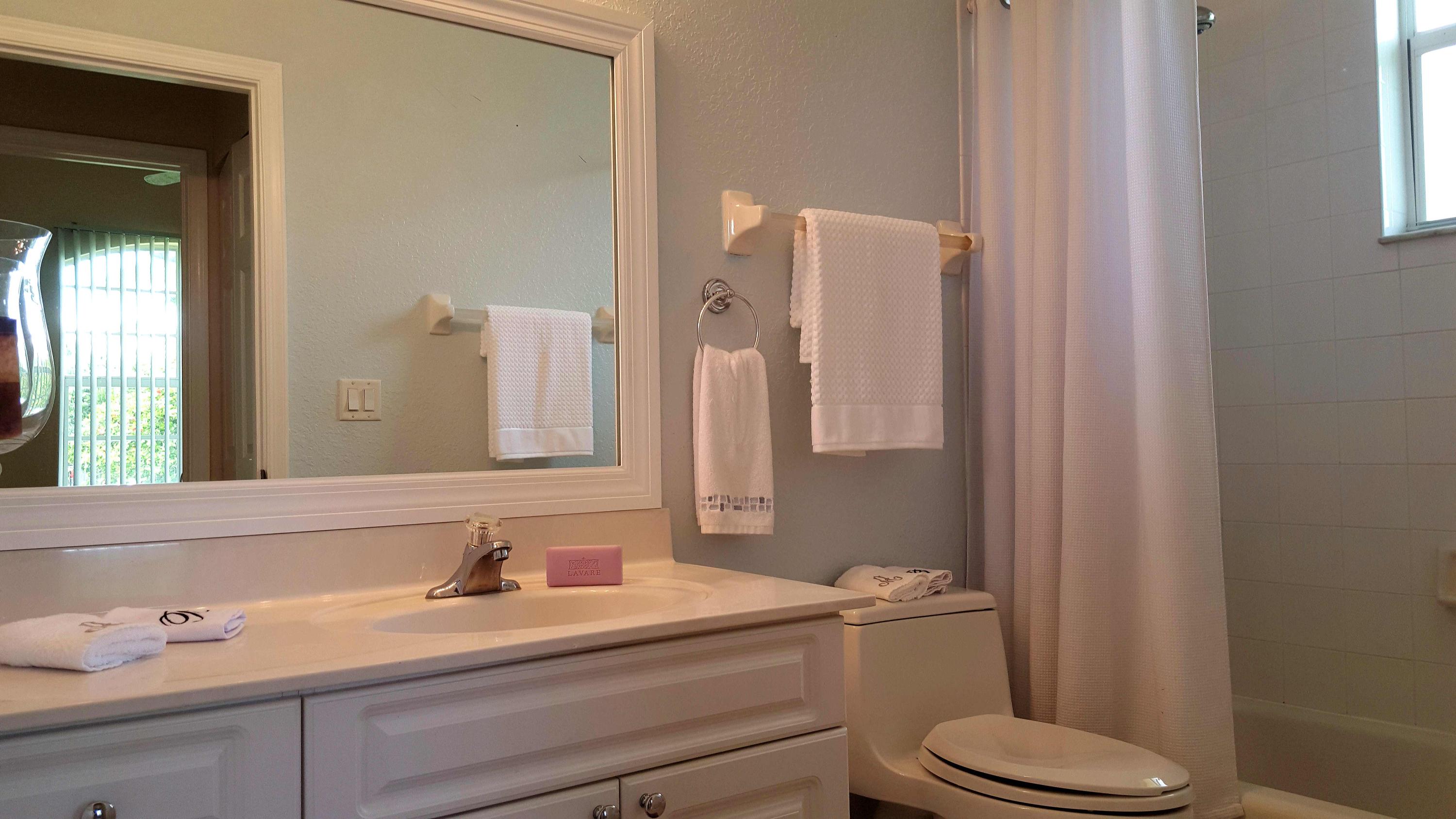 4468 Foss Road Lake Worth, FL 33461 - Photo 9 of 41 20160611_102703