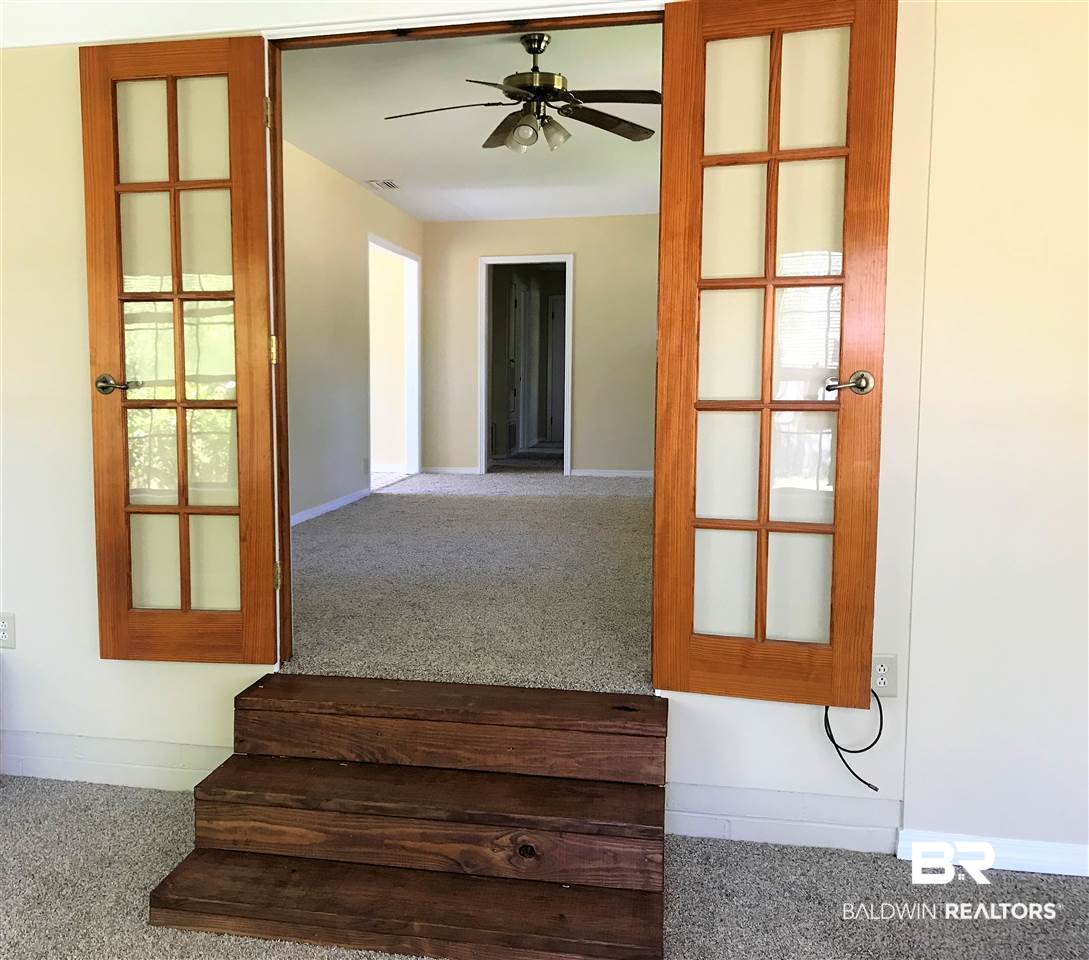 2134 North Walnut Street Loxley, AL 36551 - Photo 11 of 18 Bonus Rm view to LR