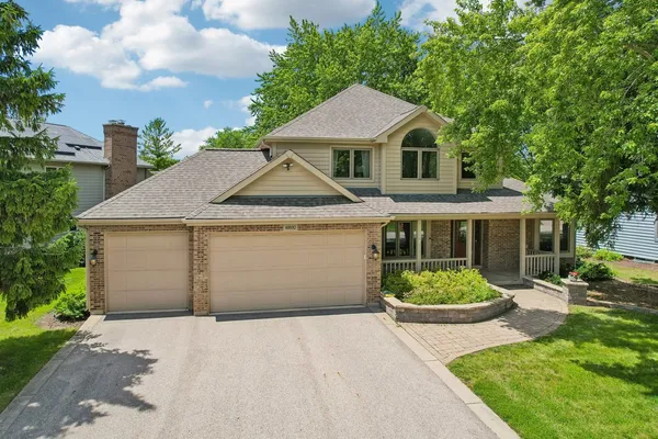 $479,000 | 40032 North Trevino Lane, Antioch, IL 60002