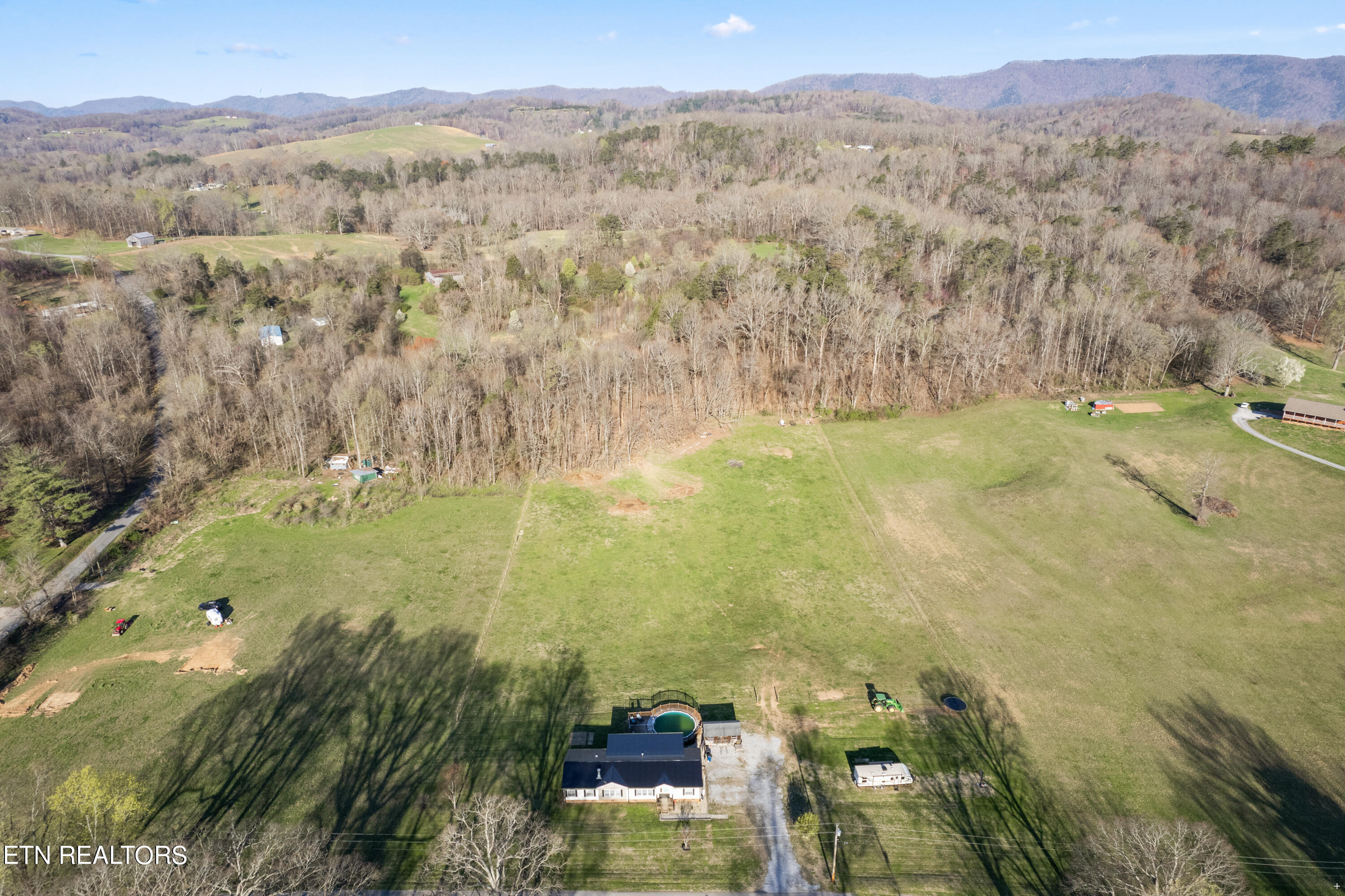 754 Finley Road Rutledge, TN 37861 - Photo 30 of 32 + Air-5