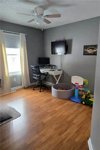 $300,000 | 708 Parma Way, Gardner, KS 66030