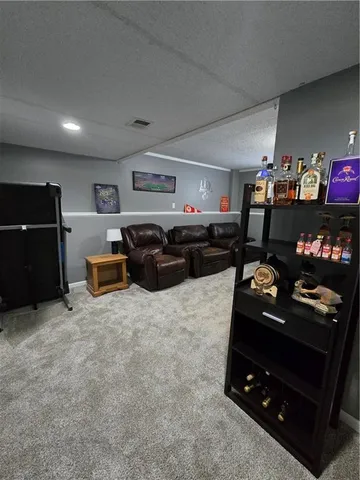 $300,000 | 708 Parma Way, Gardner, KS 66030