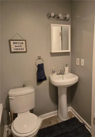 $300,000 | 708 Parma Way, Gardner, KS 66030