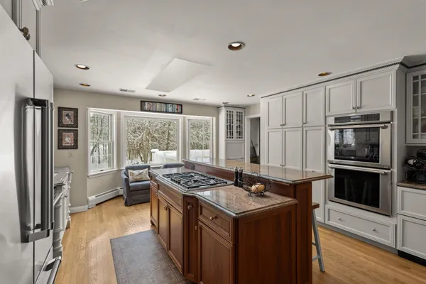 $1,250,000 | 6 Isaac Lucas Circle, Dover, NH 03820
