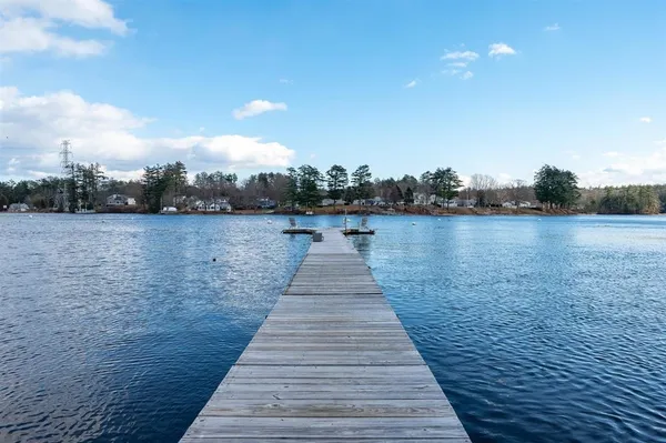 $1,250,000 | 6 Isaac Lucas Circle, Dover, NH 03820