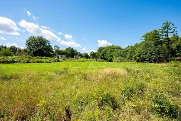 $1,250,000 | 6 Isaac Lucas Circle, Dover, NH 03820