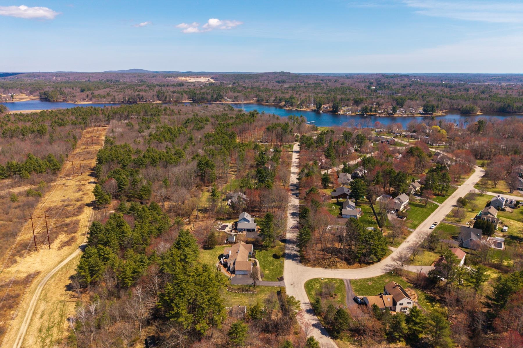 6 Isaac Lucas Circle Dover, NH 03820 - Photo 10 of 112