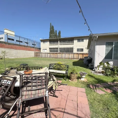 $1,350,000 | 615 North Mentor Avenue, Pasadena, CA 91106