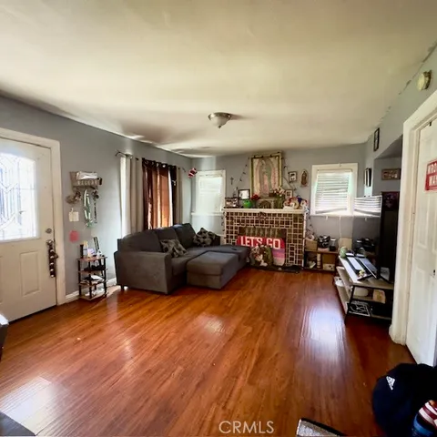 $1,350,000 | 615 North Mentor Avenue, Pasadena, CA 91106