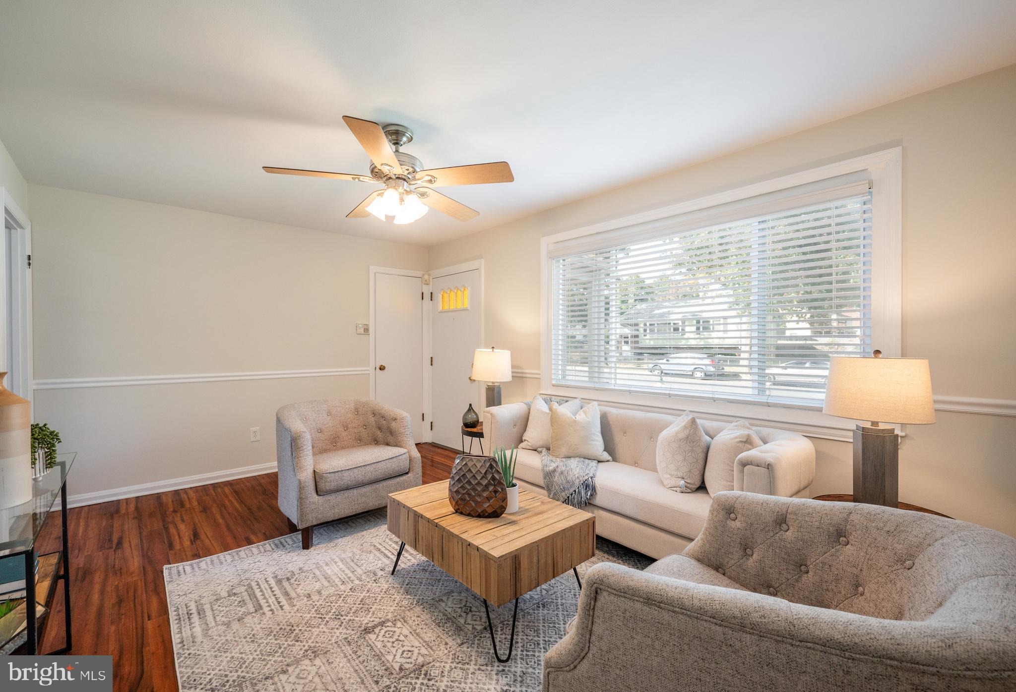 5207 Edgewood Road College Park, MD 20740 - Photo 6 of 41 Living room window