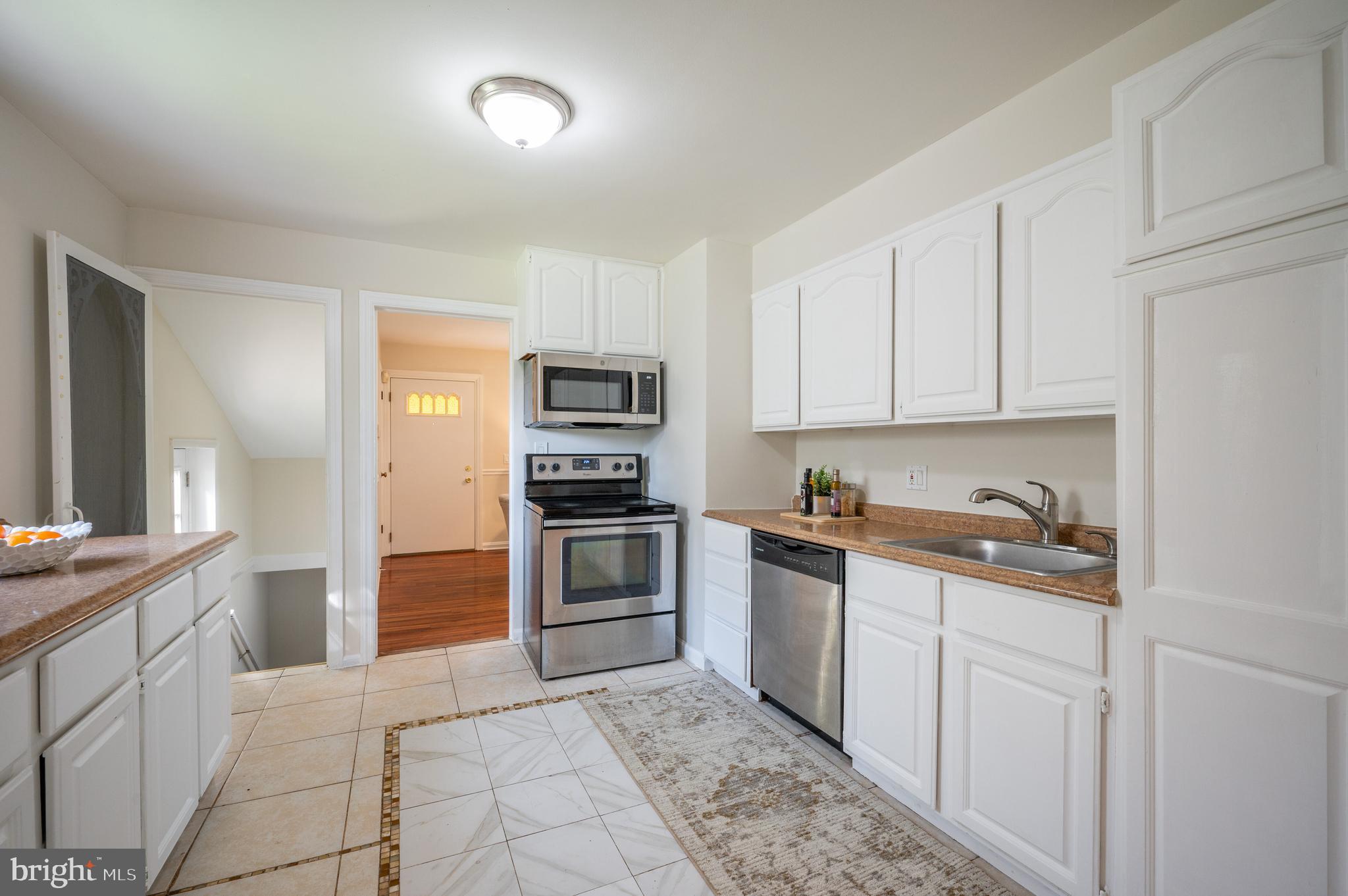 5207 Edgewood Road College Park, MD 20740 - Photo 10 of 41 Kitchen towards living room