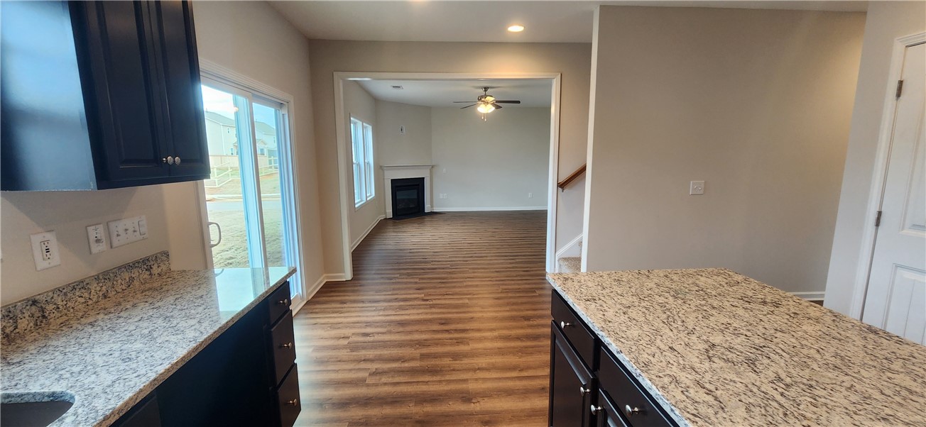 323 Alameda Lane Pendleton, SC 29670 - Photo 11 of 31 Gallery Image 11