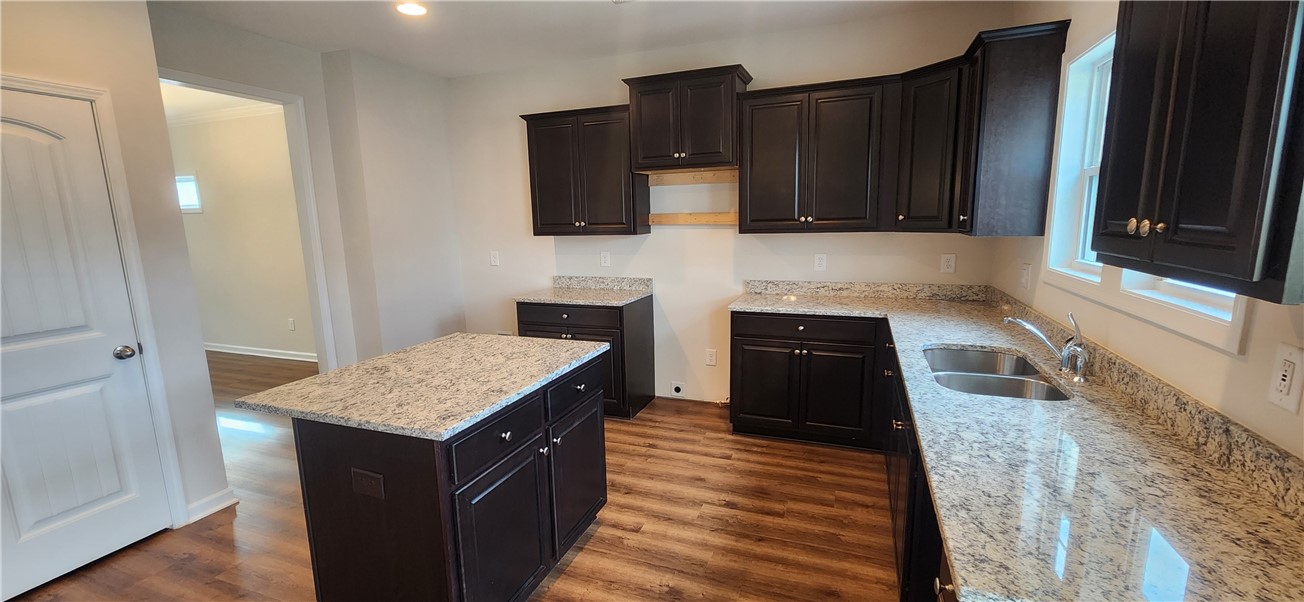 323 Alameda Lane Pendleton, SC 29670 - Photo 10 of 31 Gallery Image 10