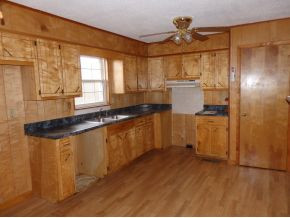141 McIntyre Road Jonesborough, TN 37659 - Photo 2 of 11 Kitchen