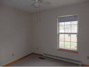 141 McIntyre Road Jonesborough, TN 37659 - Photo 6 of 11 Bedroom 1