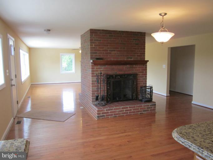 2015 Chapel Road Havre de Grace, MD 21078 - Photo 16 of 23 Dining Room