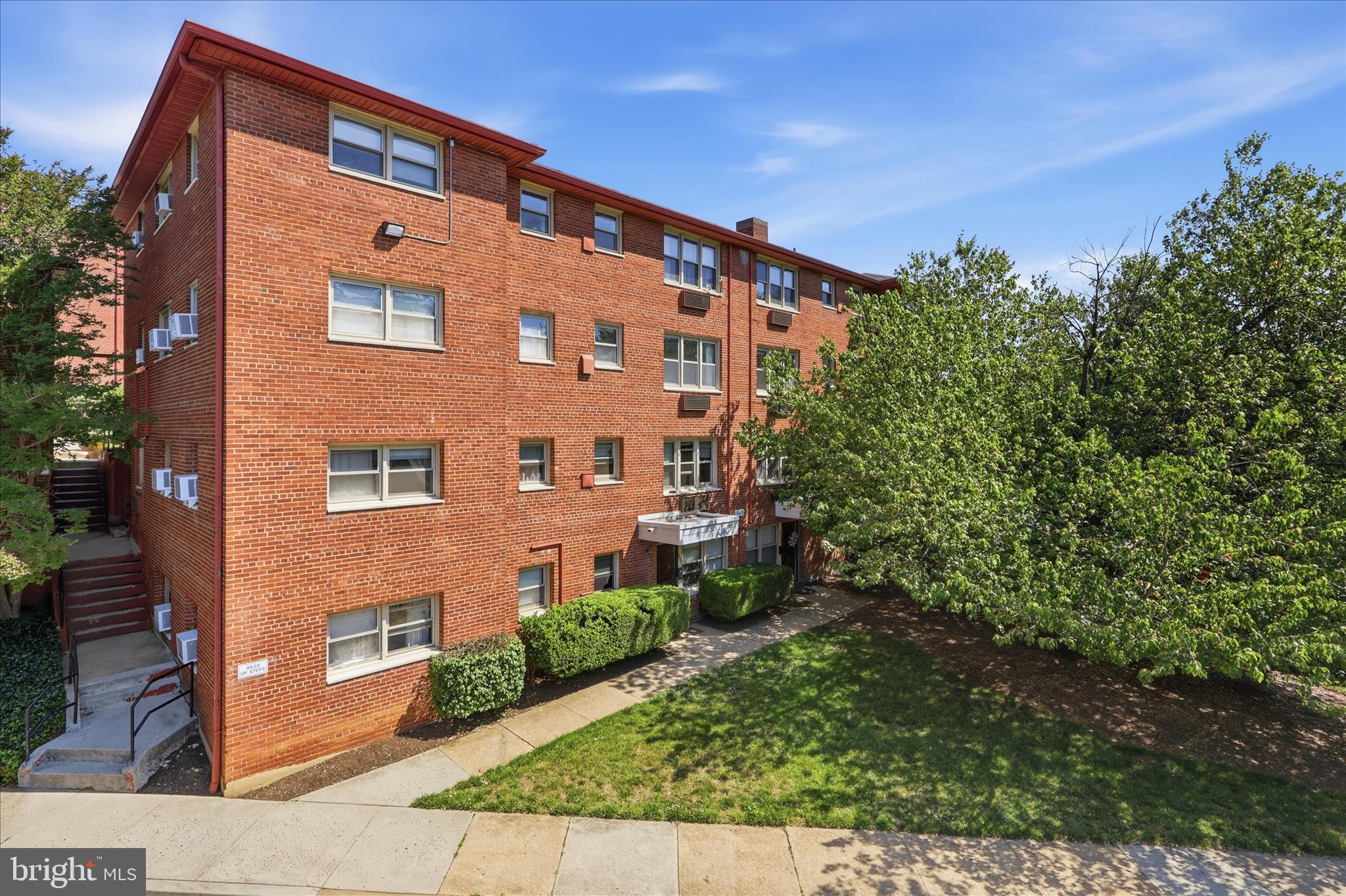 4635 20th Road North, Unit 6 Arlington, VA 22207 - Photo 3 of 22 4635 20th Rd N