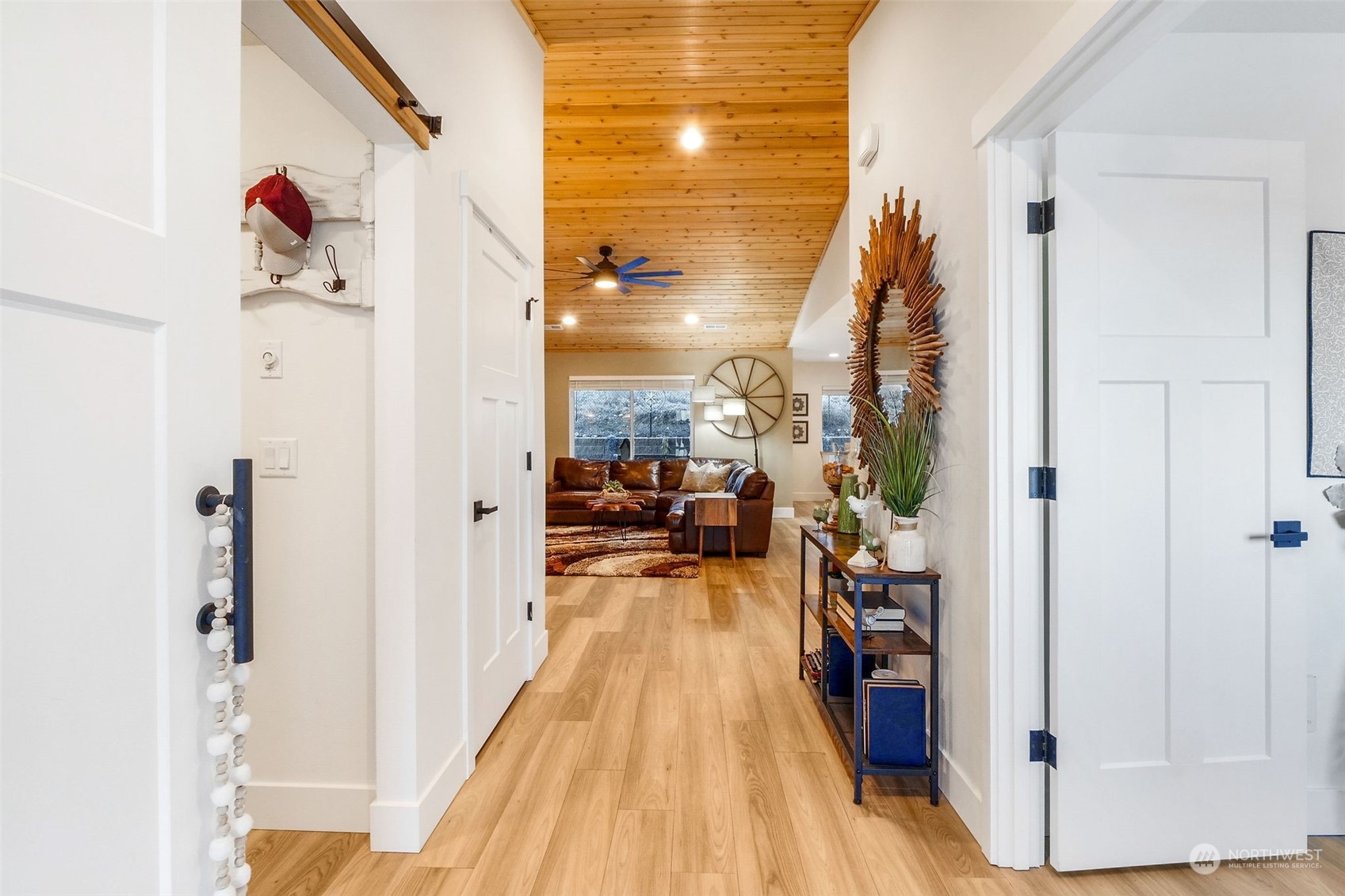 381 Stacy Drive Southeast Moses Lake, WA 98837 - Photo 6 of 38