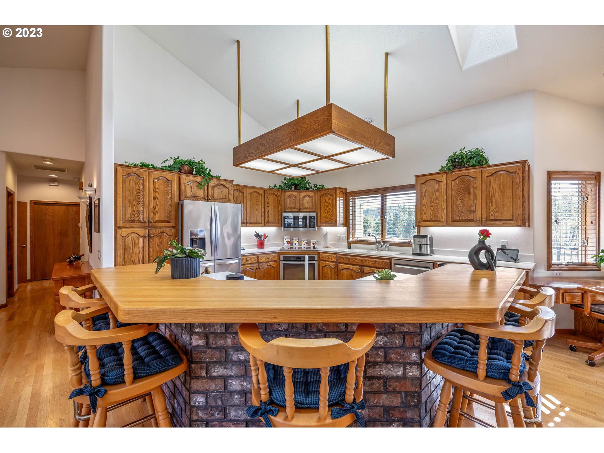 86431 North Modesto Drive Eugene, OR 97402 - Photo 11 of 48