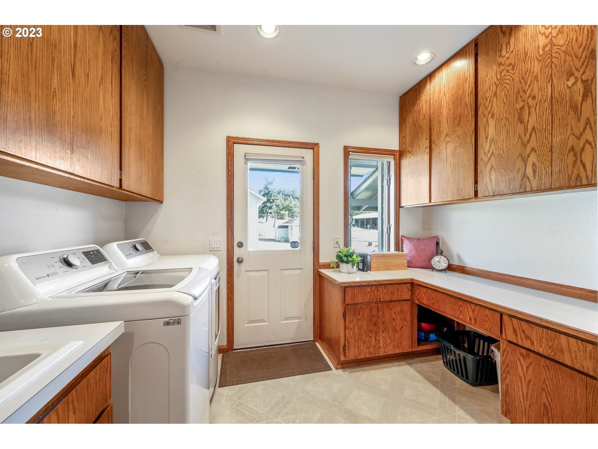 86431 North Modesto Drive Eugene, OR 97402 - Photo 35 of 48