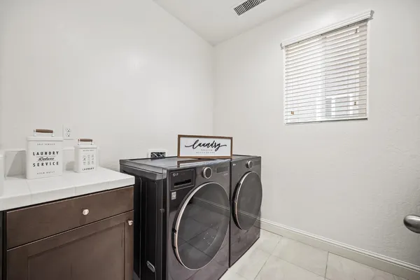 $749,000 | 4187 Poe Avenue, Clovis, CA 93619